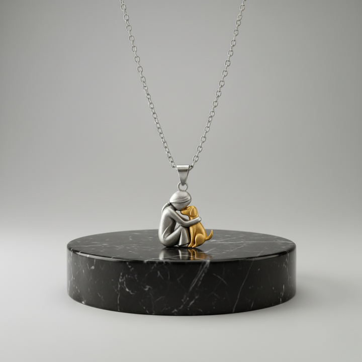 Elisa - Collana con ciondolo a forma di cane