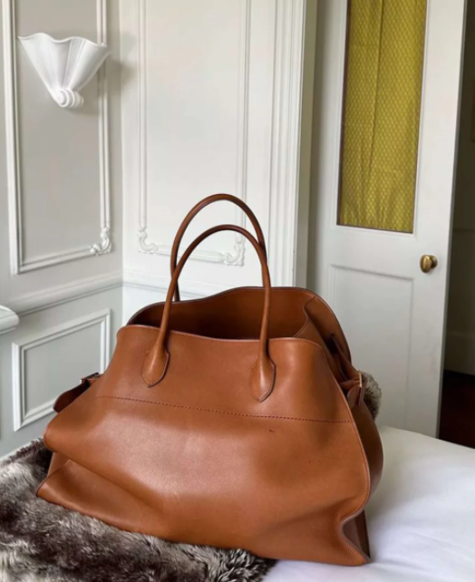 Monica™ | Borsa in Pelle Scamosciata Elegante